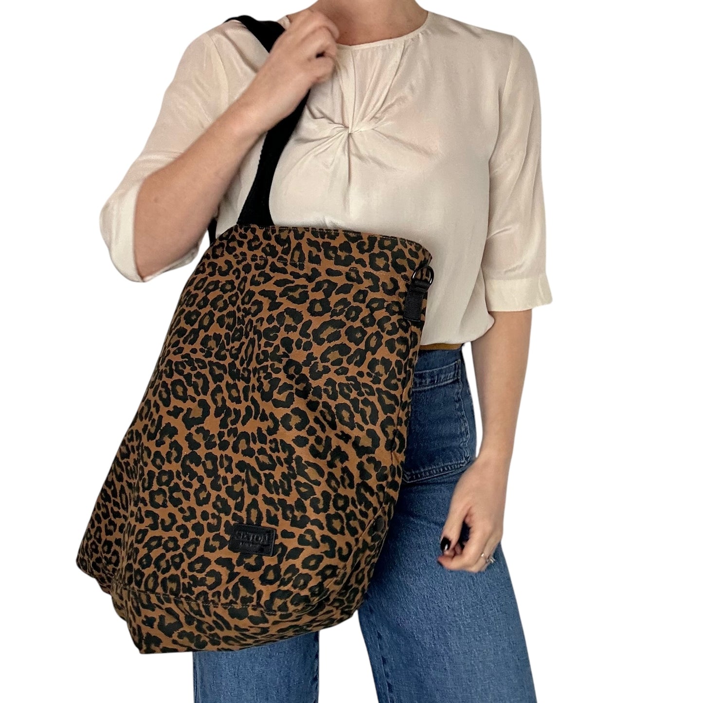 Weekend tote bag - brown leopard print