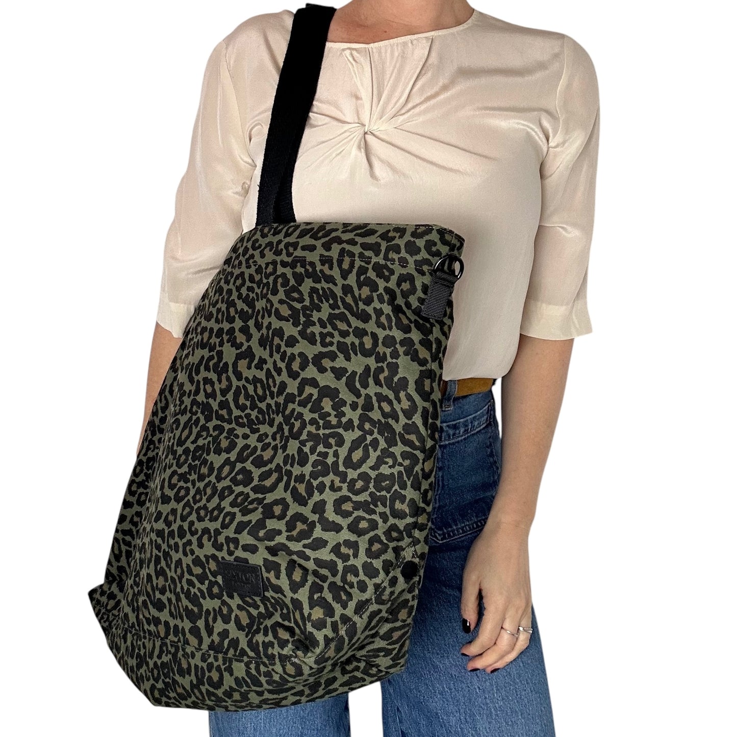 Large Weekend tote bag - green leopard print