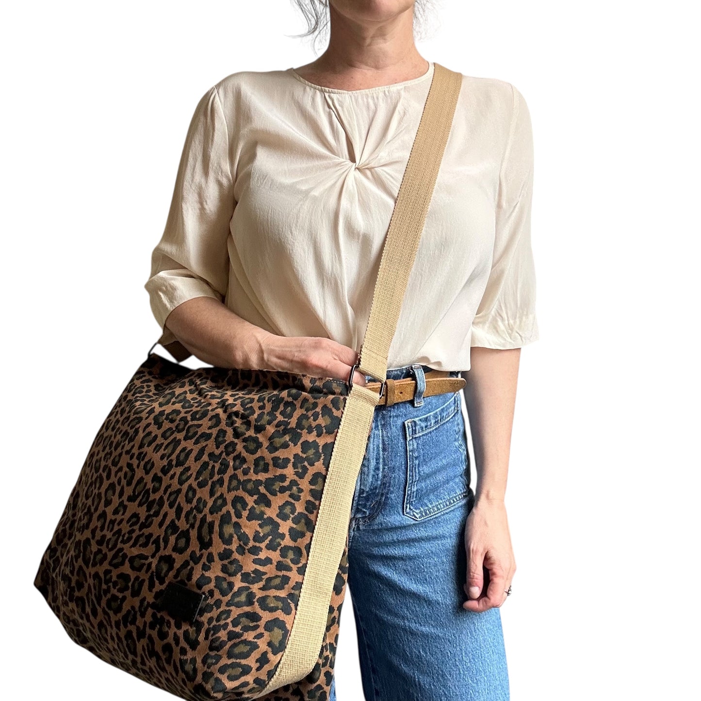 Portland messenger bag - brown leopard print